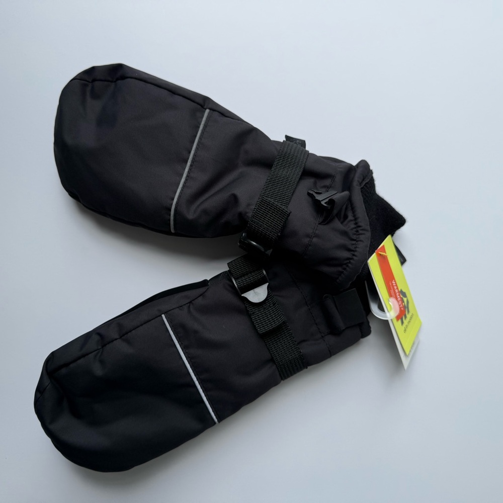 All in Motion Black Kids Mittens